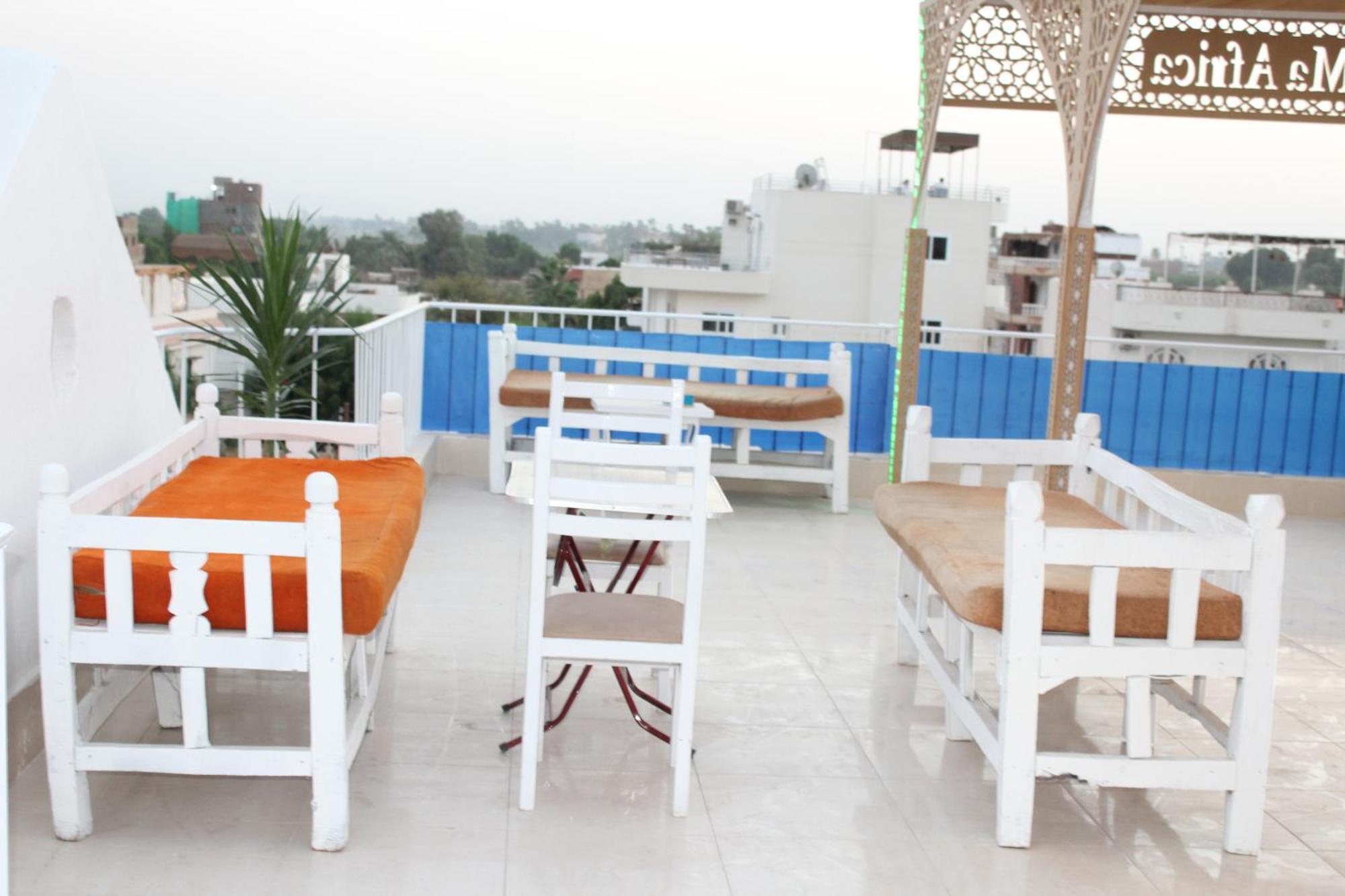 Mama Africa Apts & Studios Luxor Exterior photo